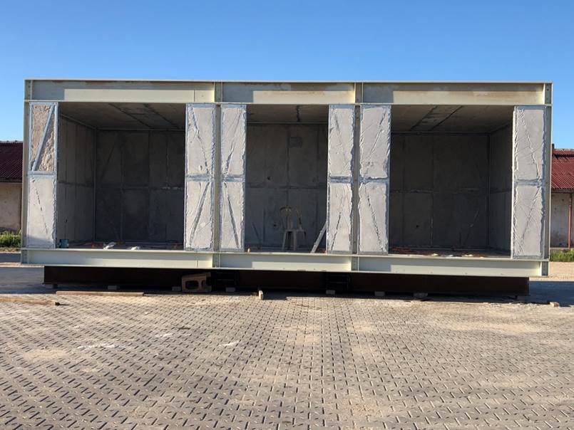 bina, a��k hava, ta�, kald�r�m kenar� i�eren bir resim

A��klama otomatik olarak olu�turuldu